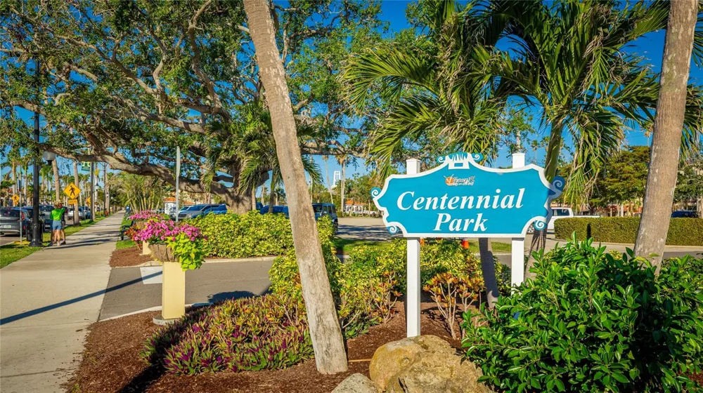 6323 CRESTED EAGLE LANE Nokomis, FL 34275