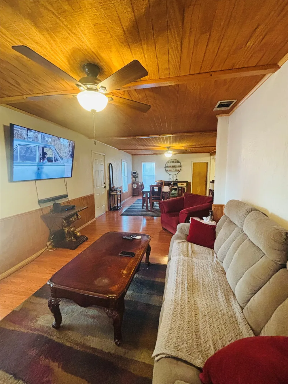 110 Love Avenue Florence, TX 76527