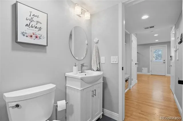 11025 E Berry Avenue Englewood, CO 80111