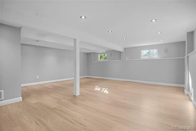 11025 E Berry Avenue Englewood, CO 80111