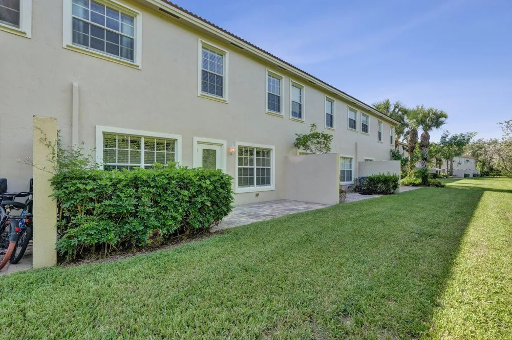 4603 Cohune Palm Court 
