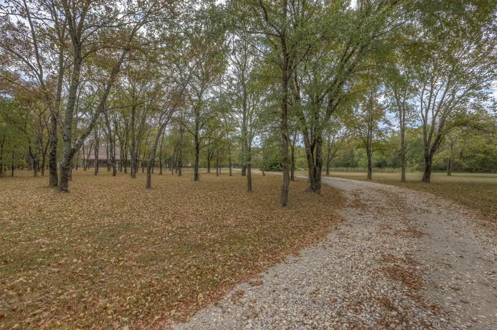23269 W 40th Street Haskell, OK 74436
