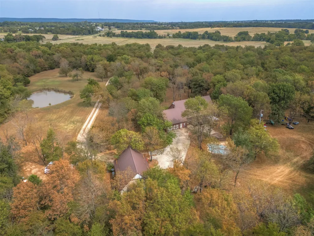 23269 W 40th Street Haskell, OK 74436