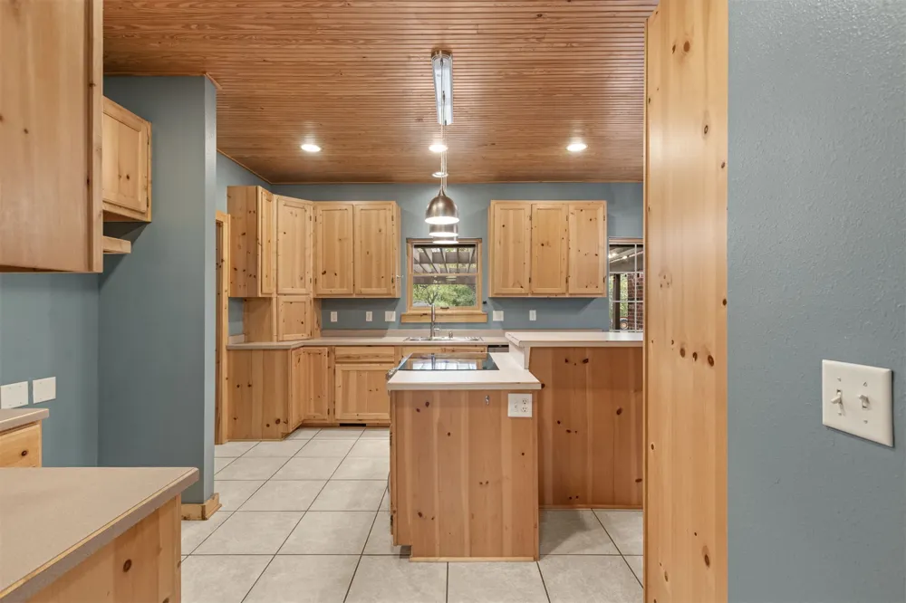 23269 W 40th Street Haskell, OK 74436