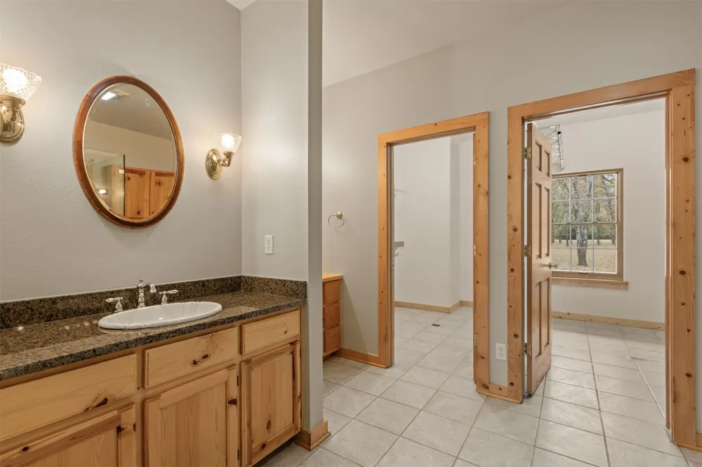 23269 W 40th Street Haskell, OK 74436
