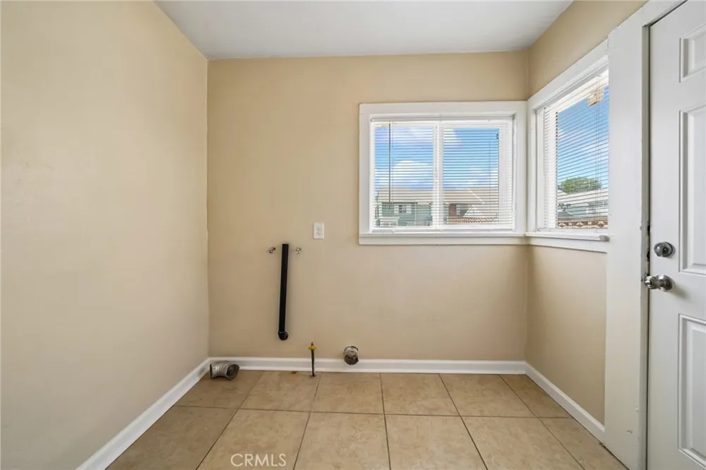 12814 Benson #B Chino, CA 91710