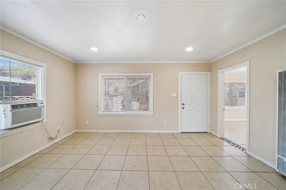 12814 Benson #B Chino, CA 91710