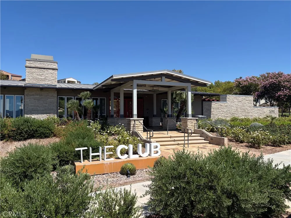 20509 Hazelnut Court Saugus, CA 91350