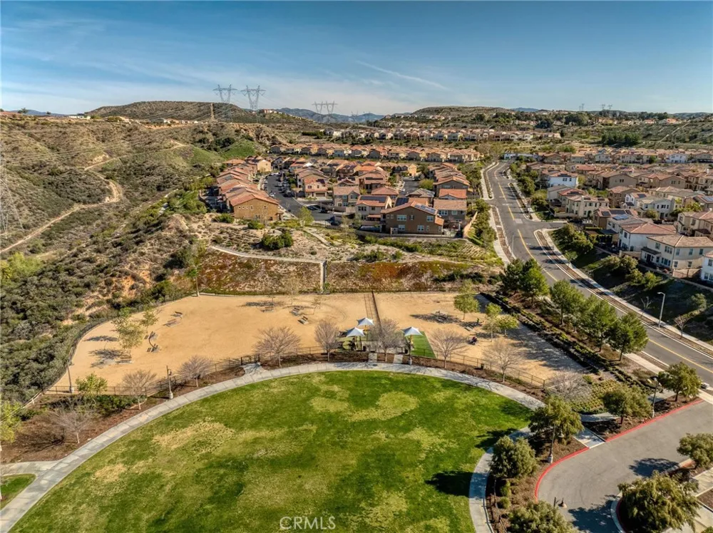 20509 Hazelnut Court Saugus, CA 91350