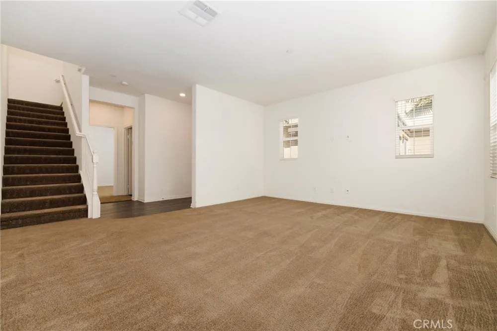 20509 Hazelnut Court Saugus, CA 91350