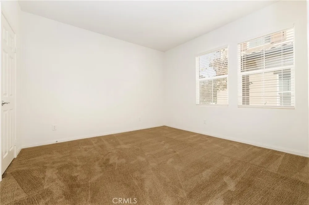 20509 Hazelnut Court Saugus, CA 91350