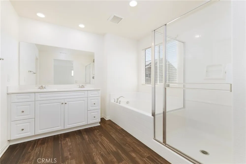 20509 Hazelnut Court Saugus, CA 91350