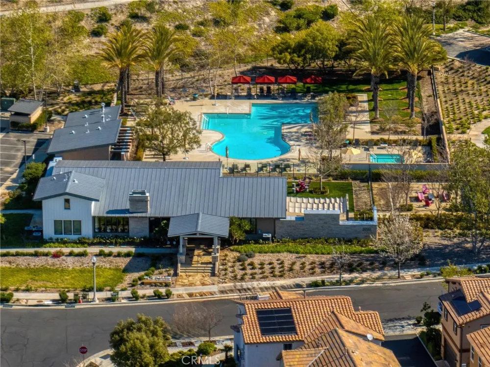 20509 Hazelnut Court Saugus, CA 91350