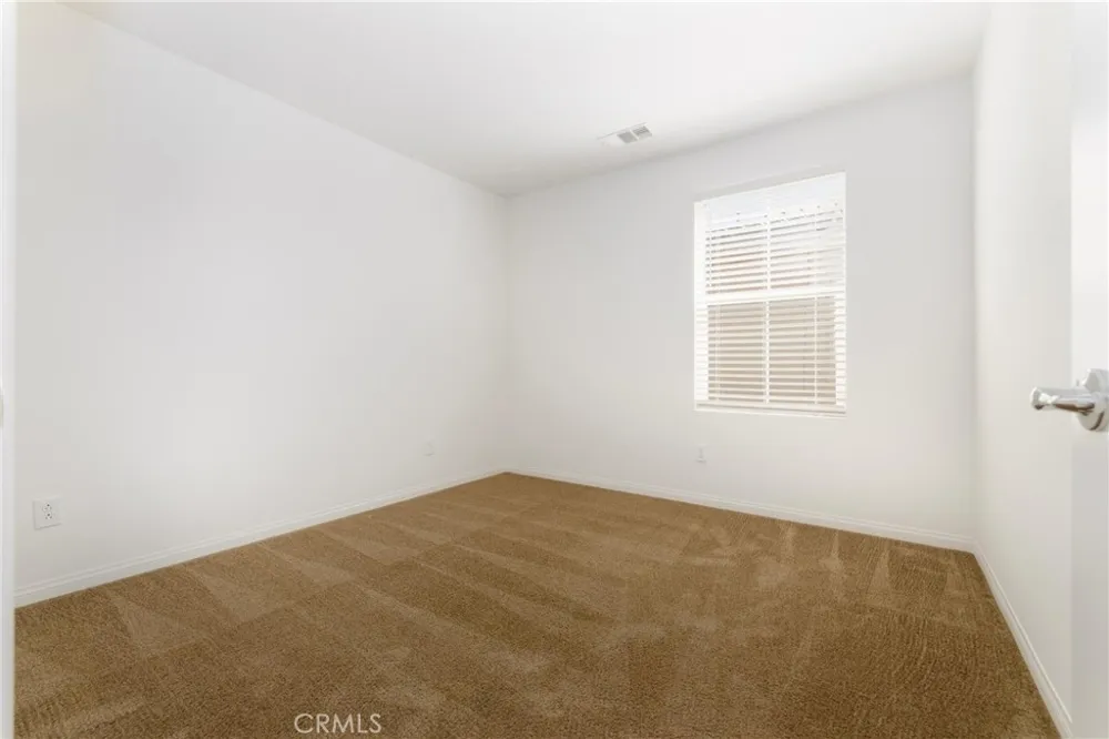 20509 Hazelnut Court Saugus, CA 91350