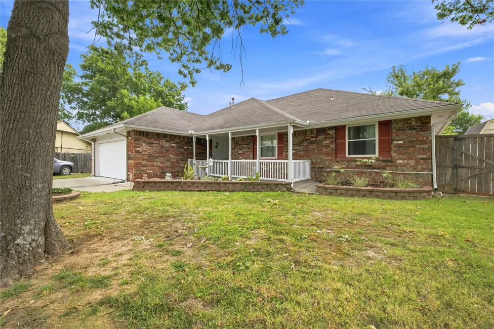 2601 W Joliet Court Broken Arrow, OK 74012