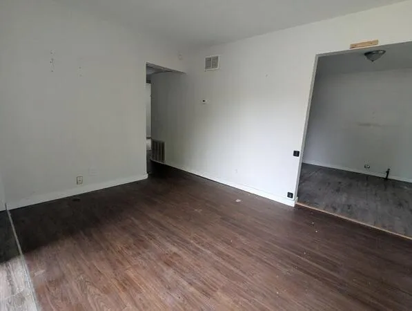 3304 Sheffer Avenue Lansing City, MI 48906