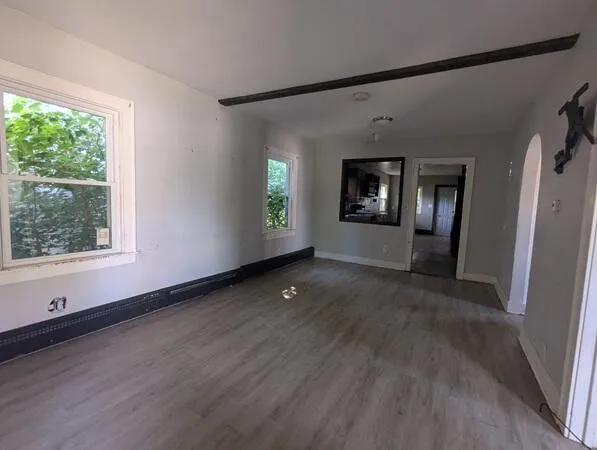 1527 Robertson Avenue Lansing City, MI 48915