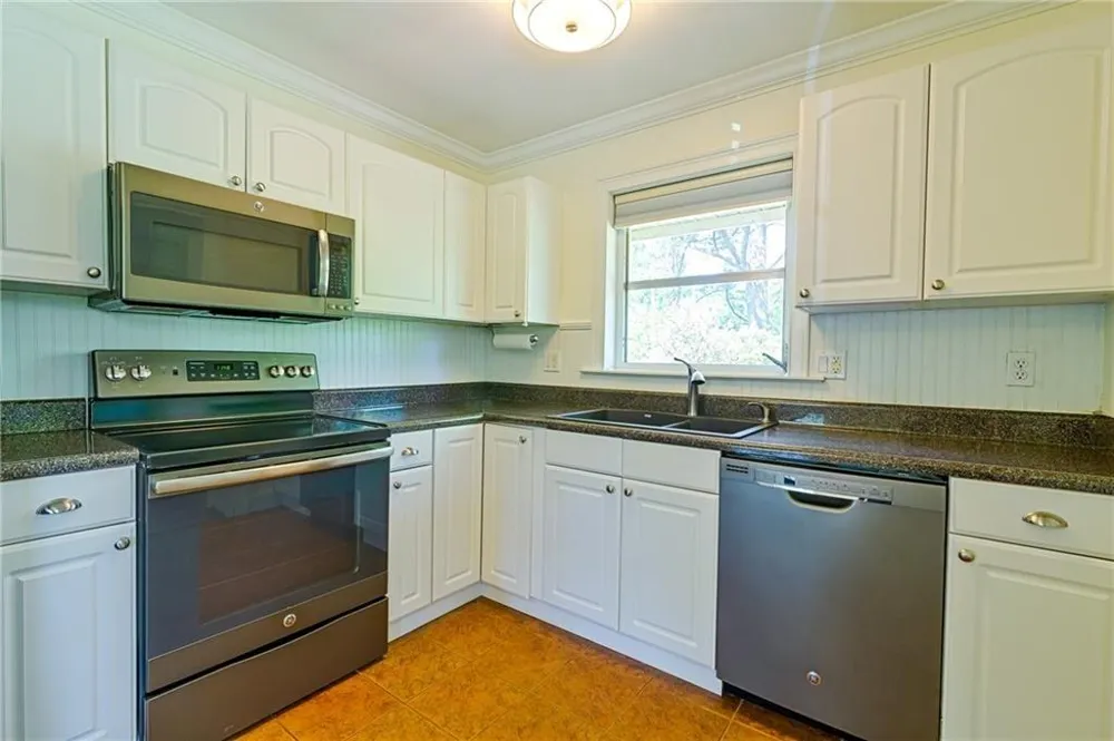 3666 Wisteria Lane SE Smyrna, GA 30082
