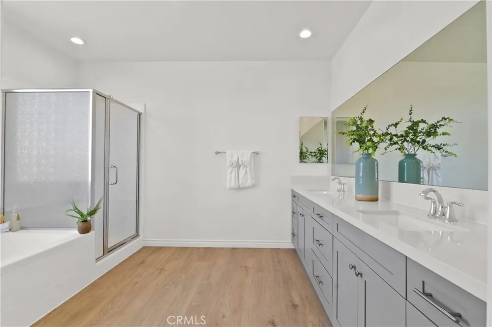 7083 Milton Avenue Hesperia, CA 92345