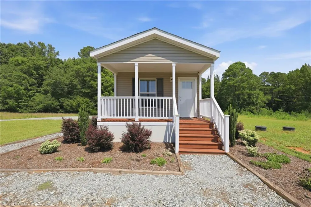 670 & 552 Whitley Road Siler City, NC 27344
