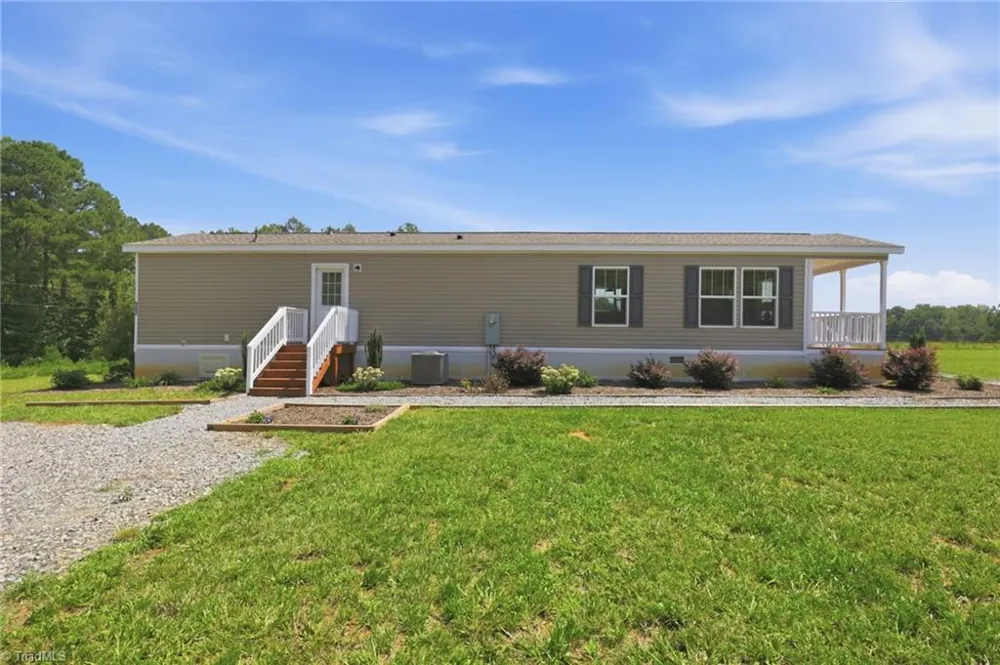 670 & 552 Whitley Road Siler City, NC 27344