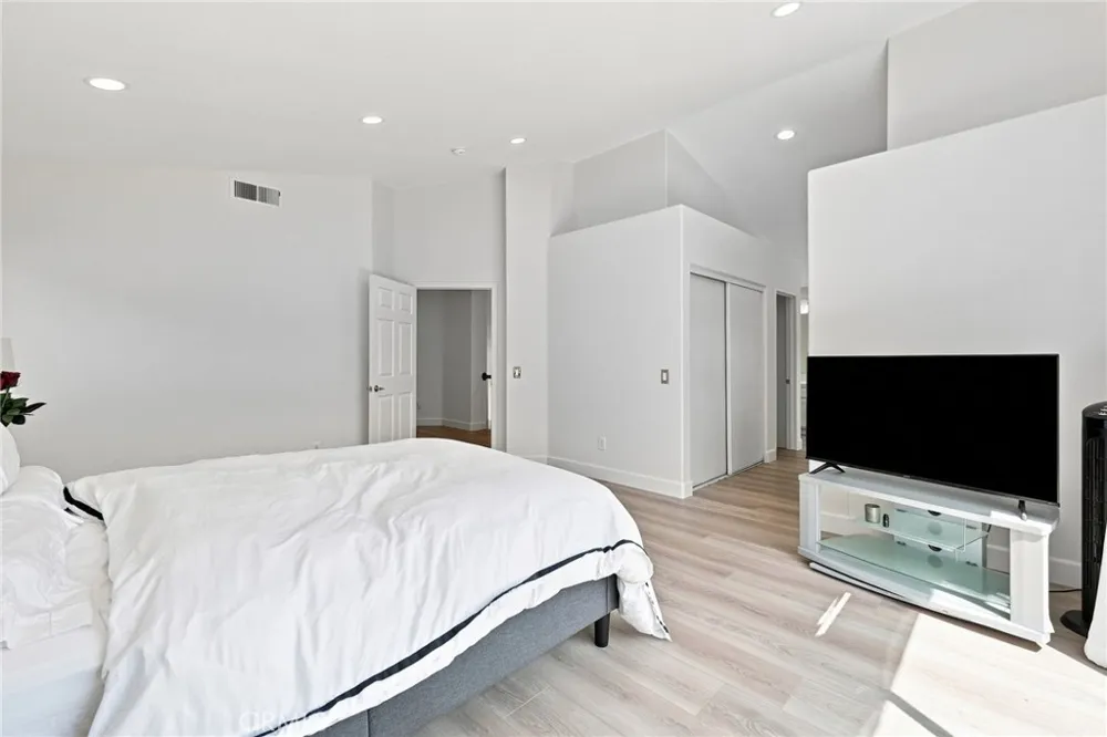 1848 Autumn Place Simi Valley, CA 93065