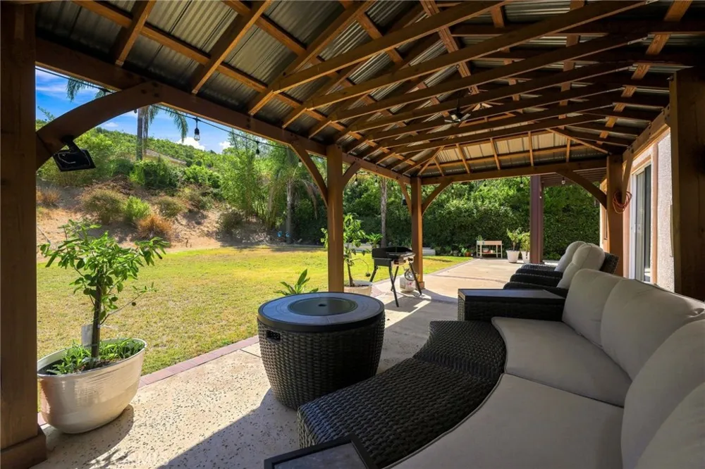 1848 Autumn Place Simi Valley, CA 93065