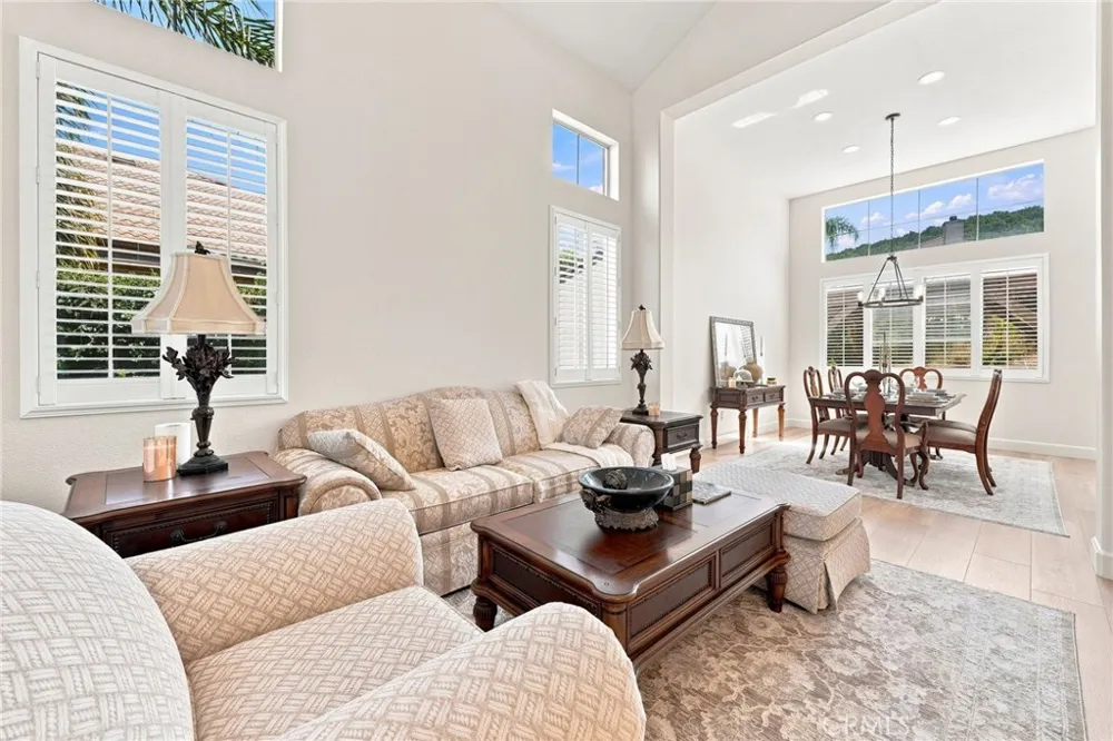 1848 Autumn Place Simi Valley, CA 93065