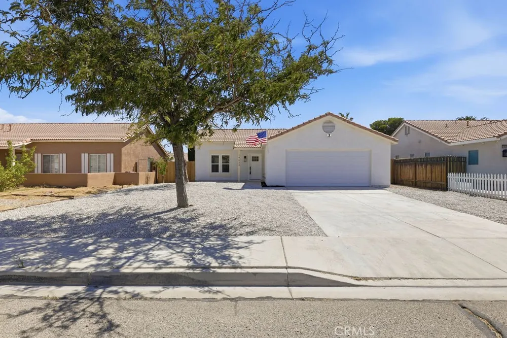 14633 Dana Street Adelanto, CA 92301