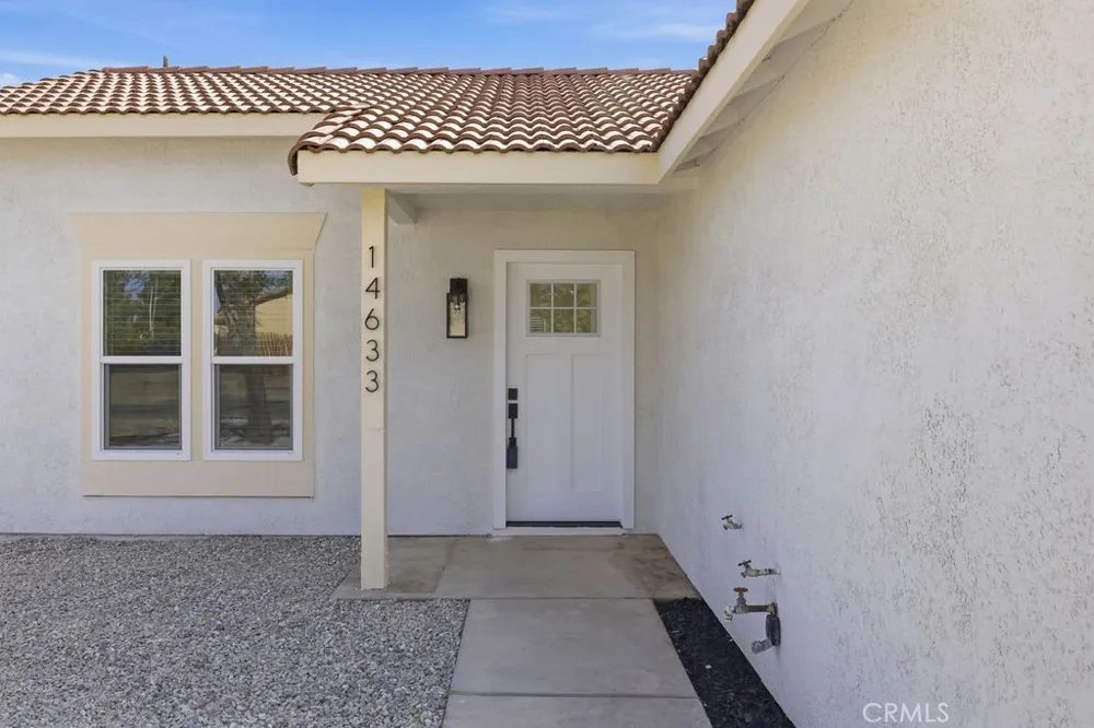 14633 Dana Street Adelanto, CA 92301