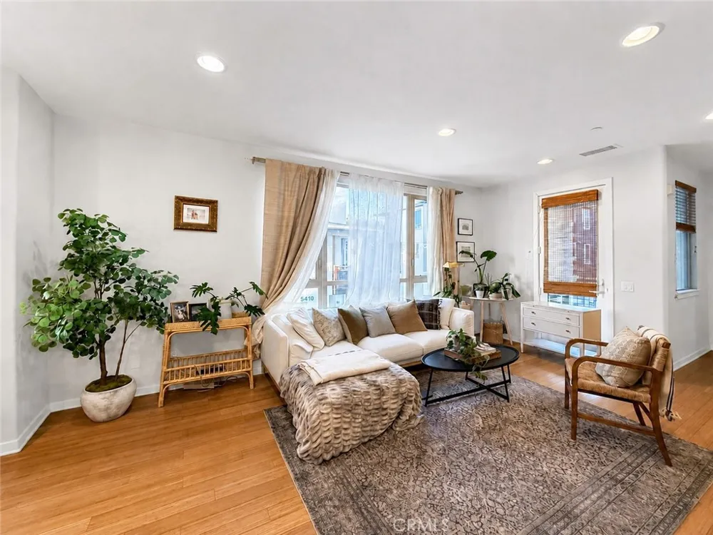 5410 W 149th #2 Hawthorne, CA 90250