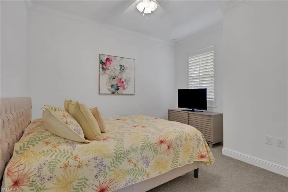 13466 Kent Street Naples, FL 34109