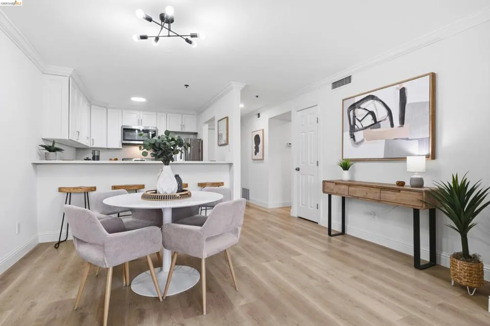 535 Pierce Street #Unit #3109 Albany, CA 94706