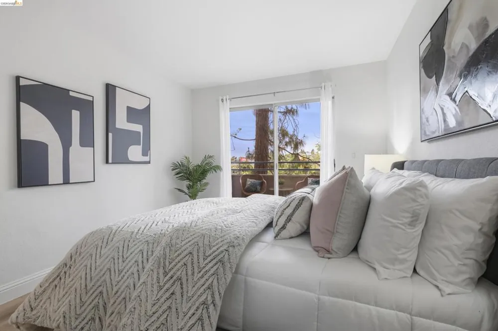 535 Pierce Street #Unit #3109 Albany, CA 94706