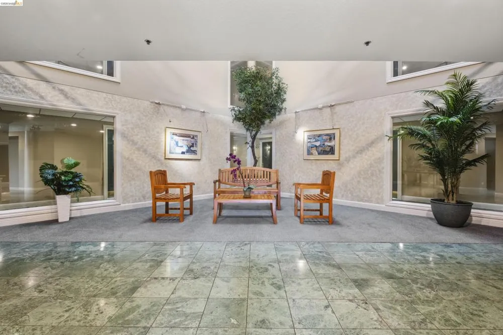 535 Pierce Street #Unit #3109 Albany, CA 94706