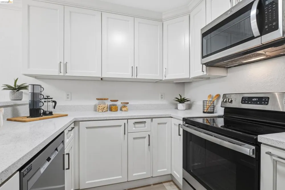 535 Pierce Street #Unit #3109 Albany, CA 94706