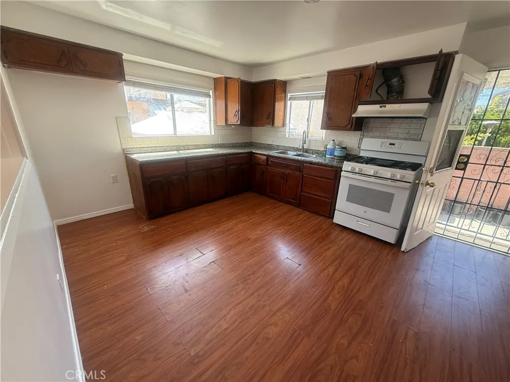 732 W 12th San Pedro, CA 90731