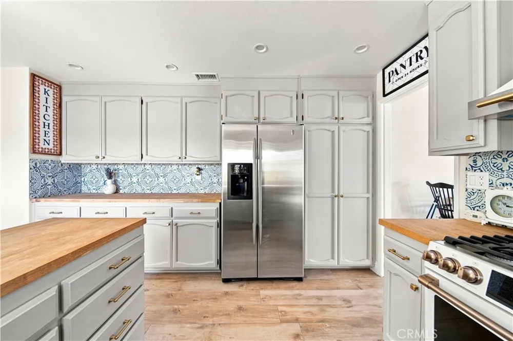 14667 Loyola Street Moorpark, CA 93021
