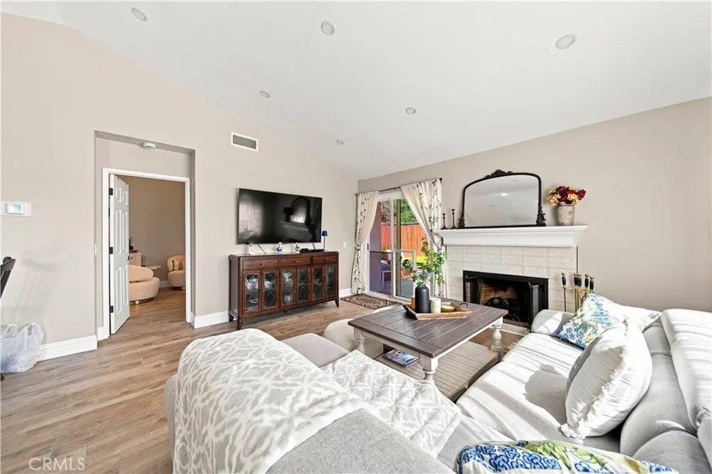 14667 Loyola Street Moorpark, CA 93021