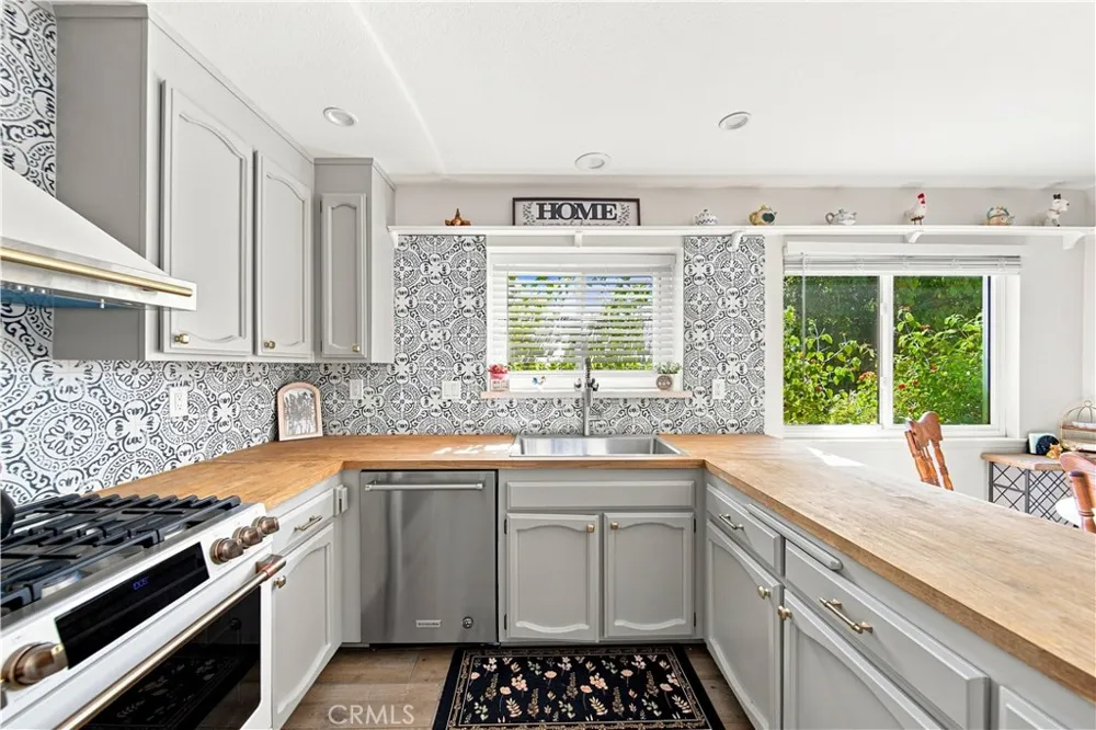 14667 Loyola Street Moorpark, CA 93021