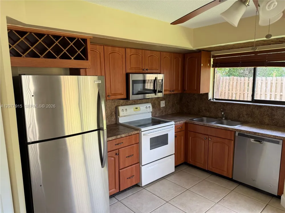 920 SW 111th Ave #1 Pembroke Pines, FL 33025