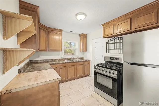 1343 Havana Street Aurora, CO 80010