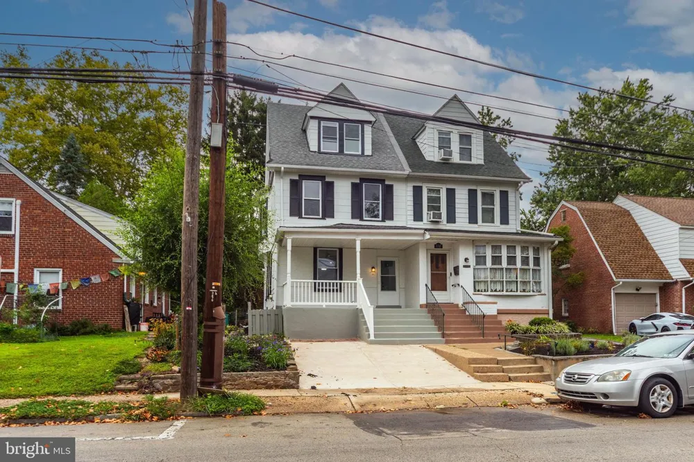 53 E ESSEX AVENUE Lansdowne, PA 19050
