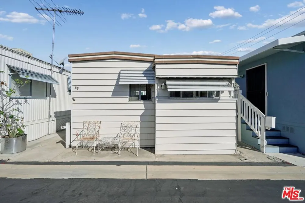 11250 Playa Street #43 Culver City, CA 90230
