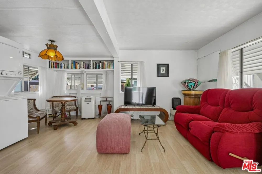 11250 Playa Street #43 Culver City, CA 90230