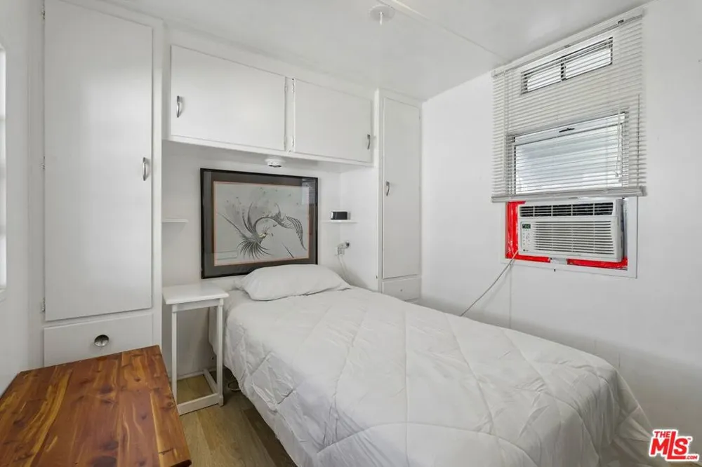 11250 Playa Street #43 Culver City, CA 90230