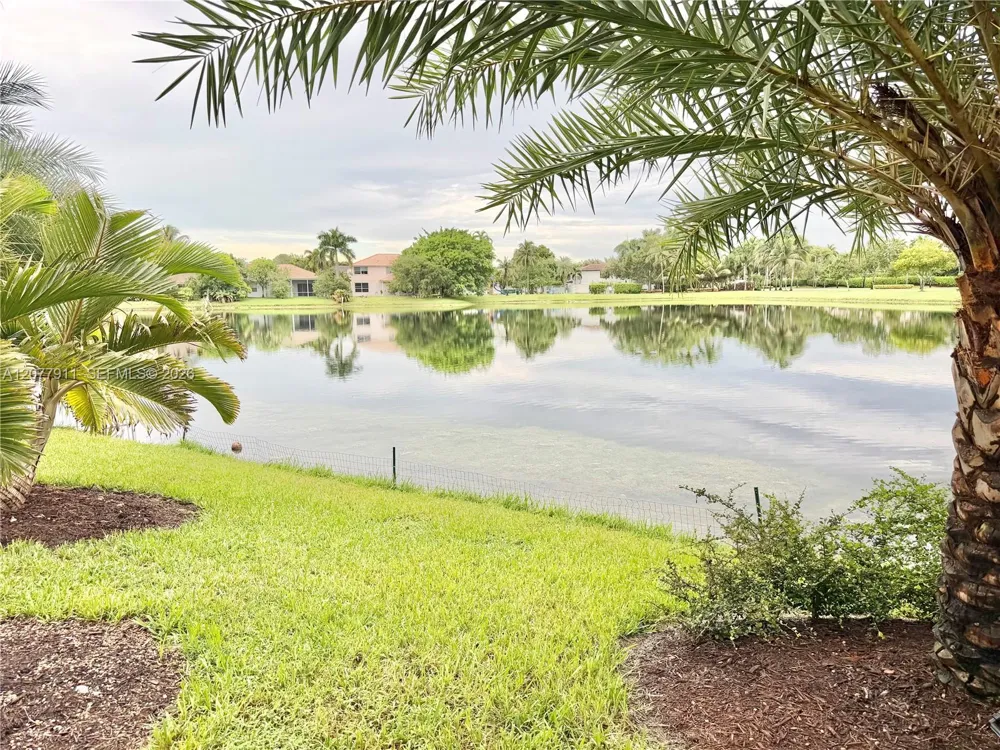 1532 NW 133rd Ave Pembroke Pines, FL 33028