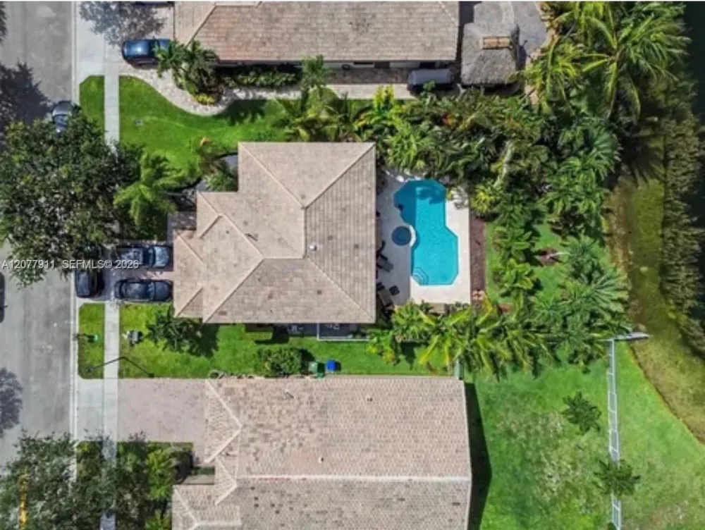 1532 NW 133rd Ave Pembroke Pines, FL 33028