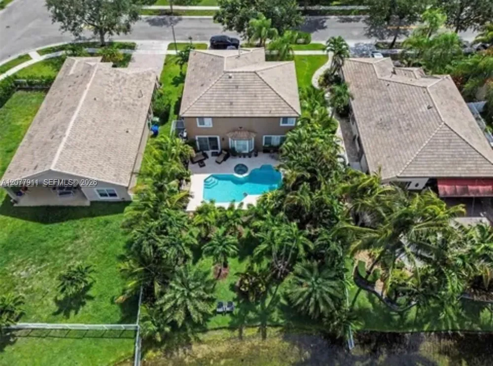 1532 NW 133rd Ave Pembroke Pines, FL 33028