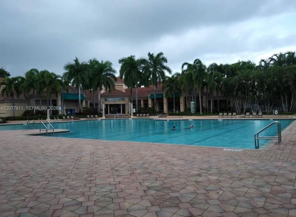 1532 NW 133rd Ave Pembroke Pines, FL 33028